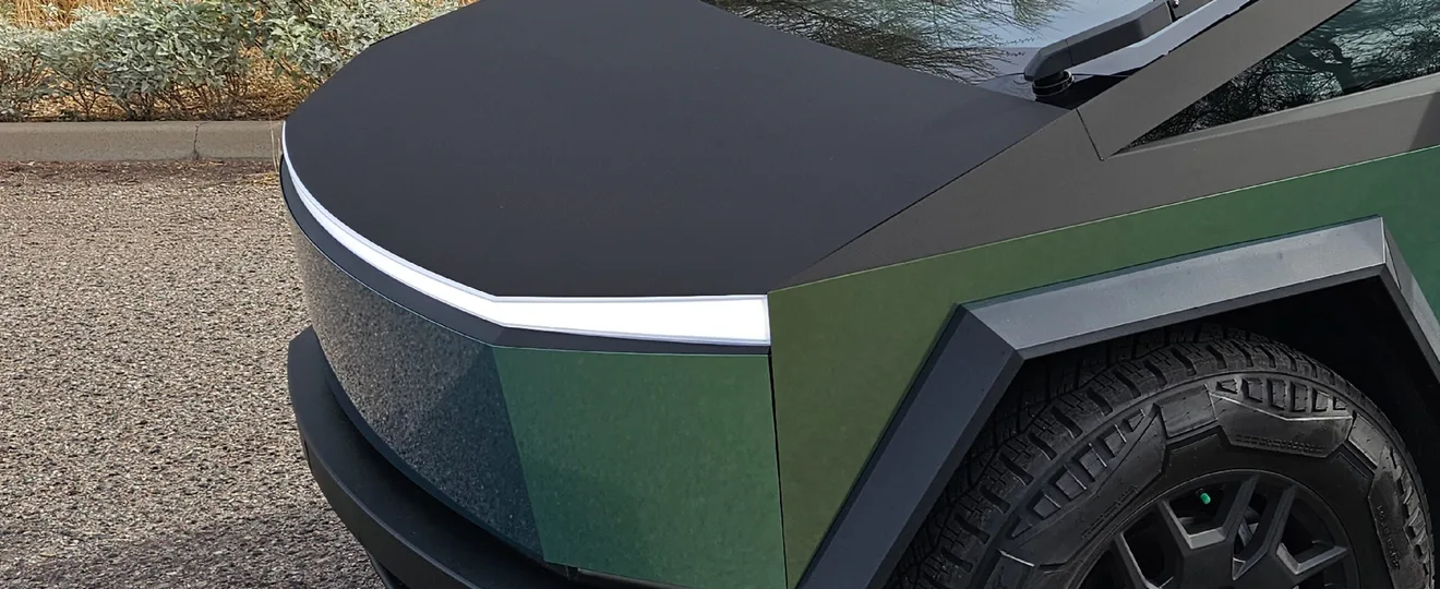 Tesla Cybertruck — 3M Matrix Black · TinyBot Galaxy Green