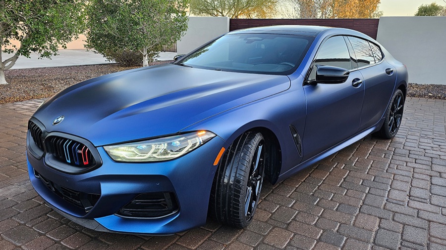 Color change · 2023 BMW M850i